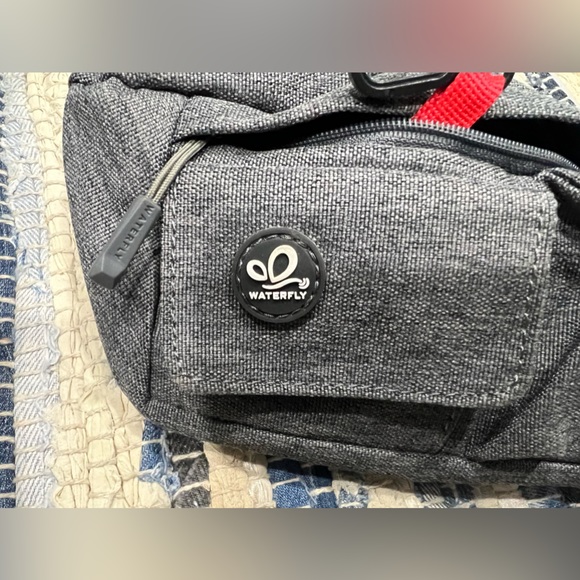 5 for $25: Small gray waterfly Fanny pack - Picture 2 of 8